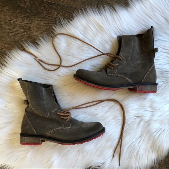 Tomaris Shoes - Tamaris Active Chukkas